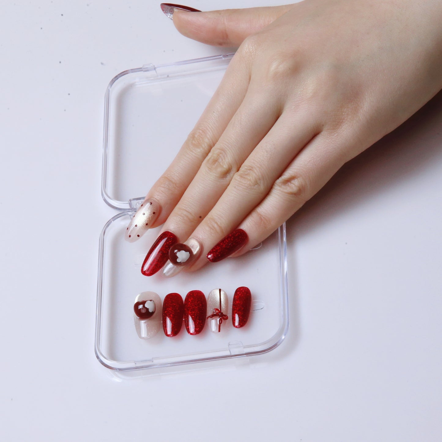 (M) Crimson - hued Handmade Press - on Nails with Delicate Patterns