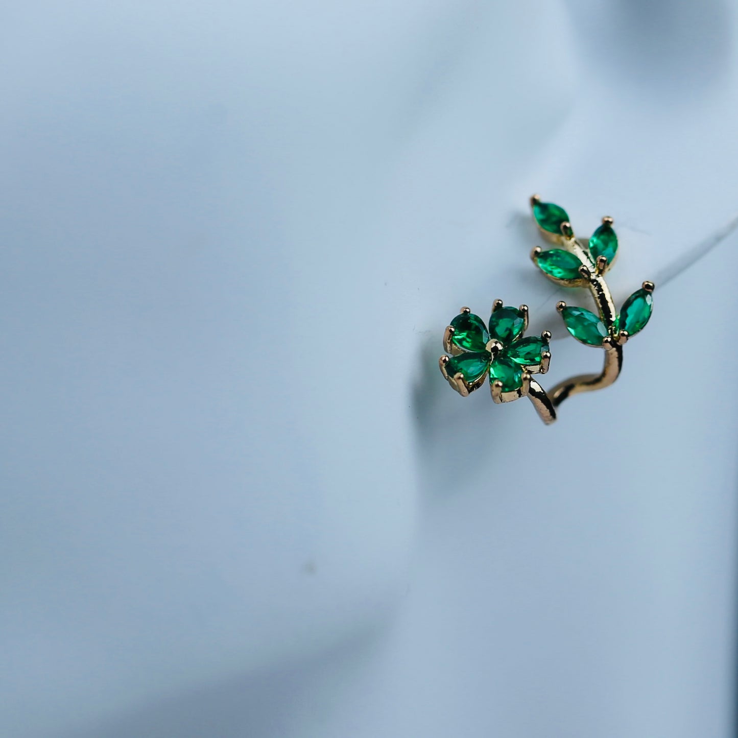 Green leaf Ear Climbers: A Vision of Graceful Beauty