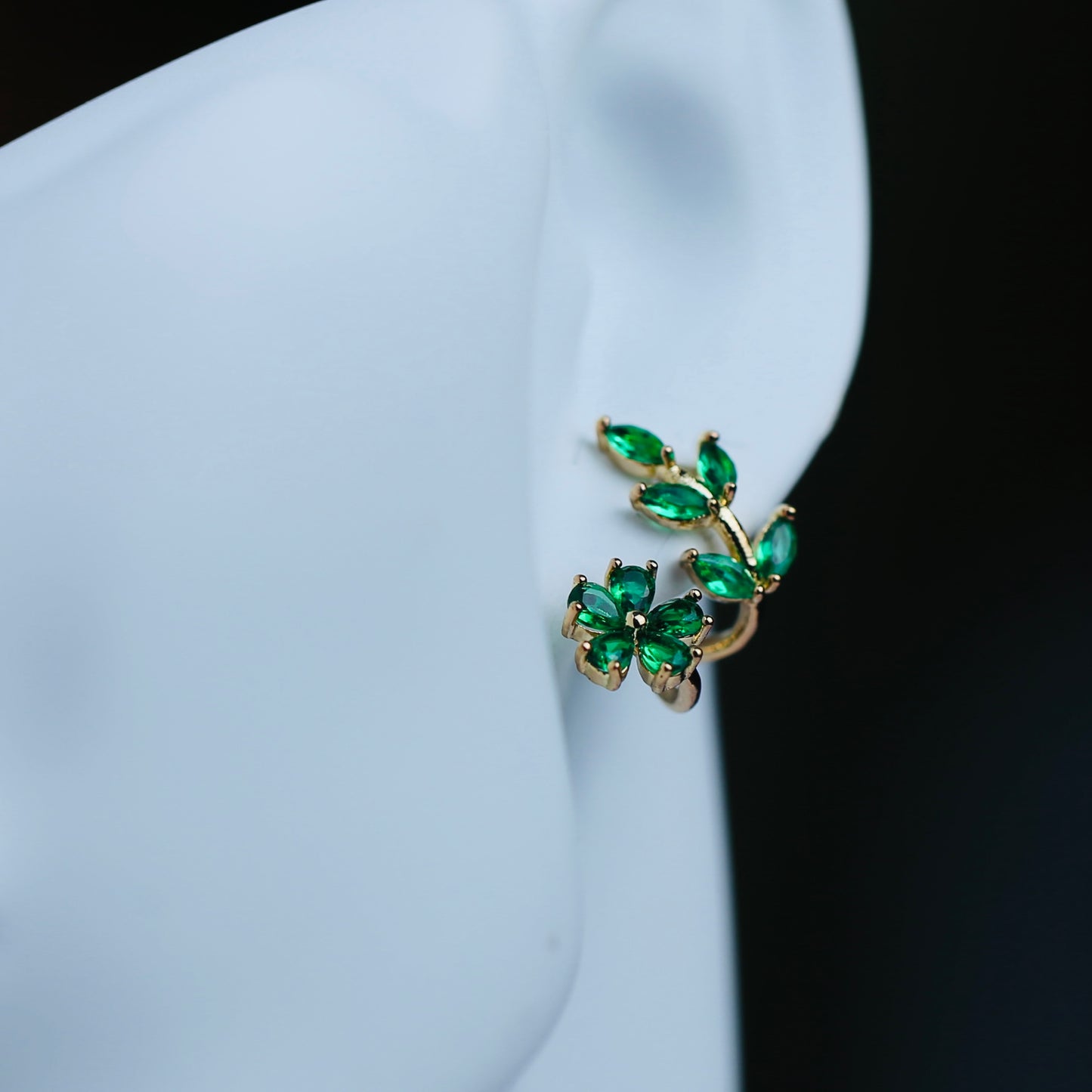 Green leaf Ear Climbers: A Vision of Graceful Beauty