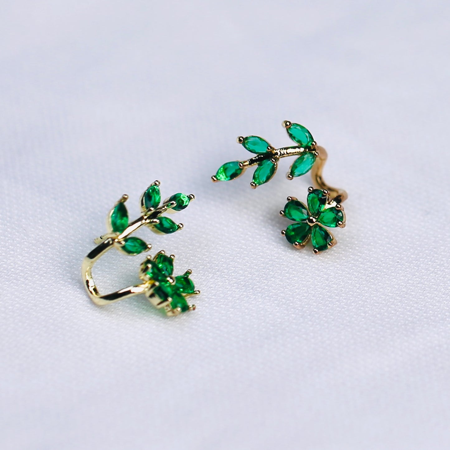 Green leaf Ear Climbers: A Vision of Graceful Beauty