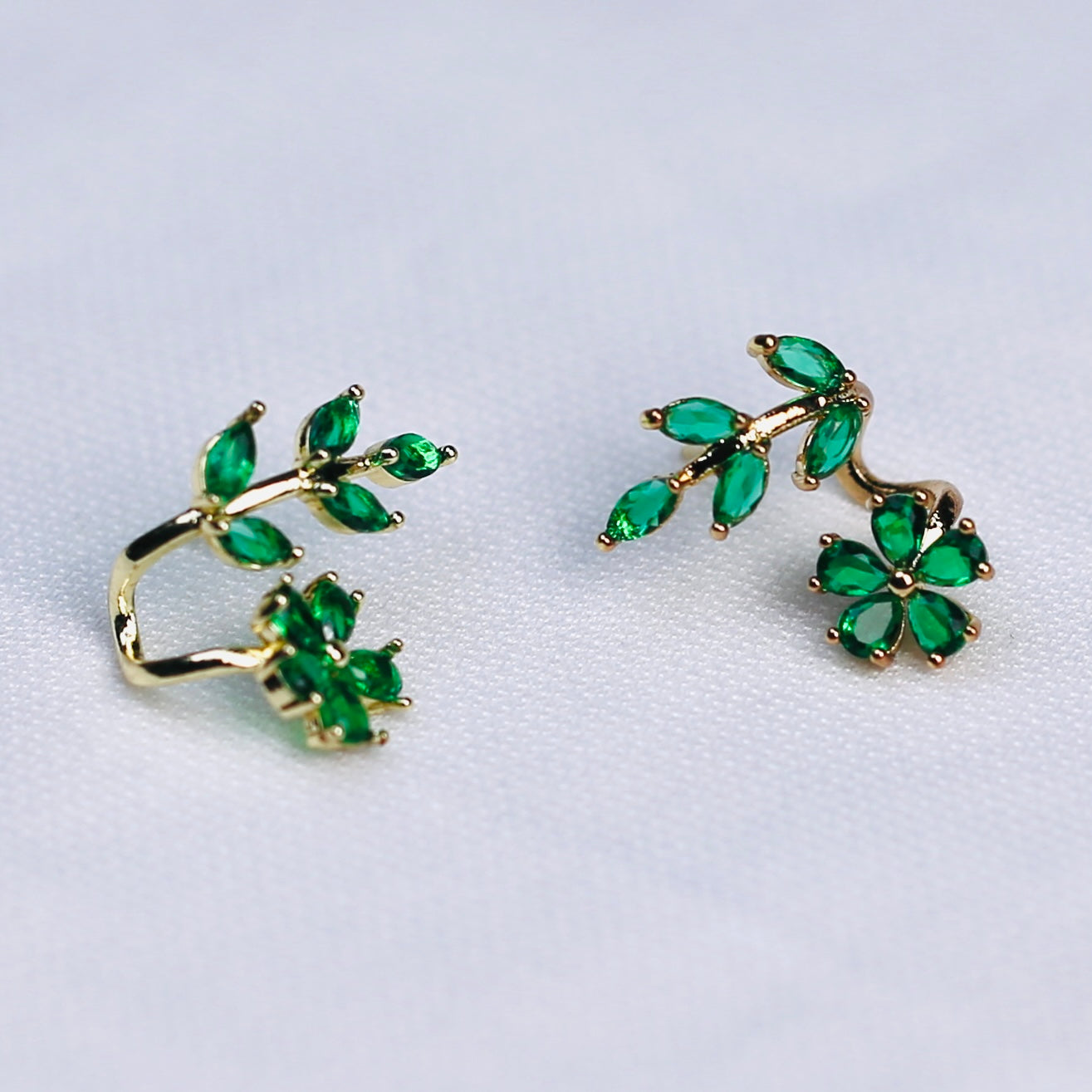 Green leaf Ear Climbers: A Vision of Graceful Beauty