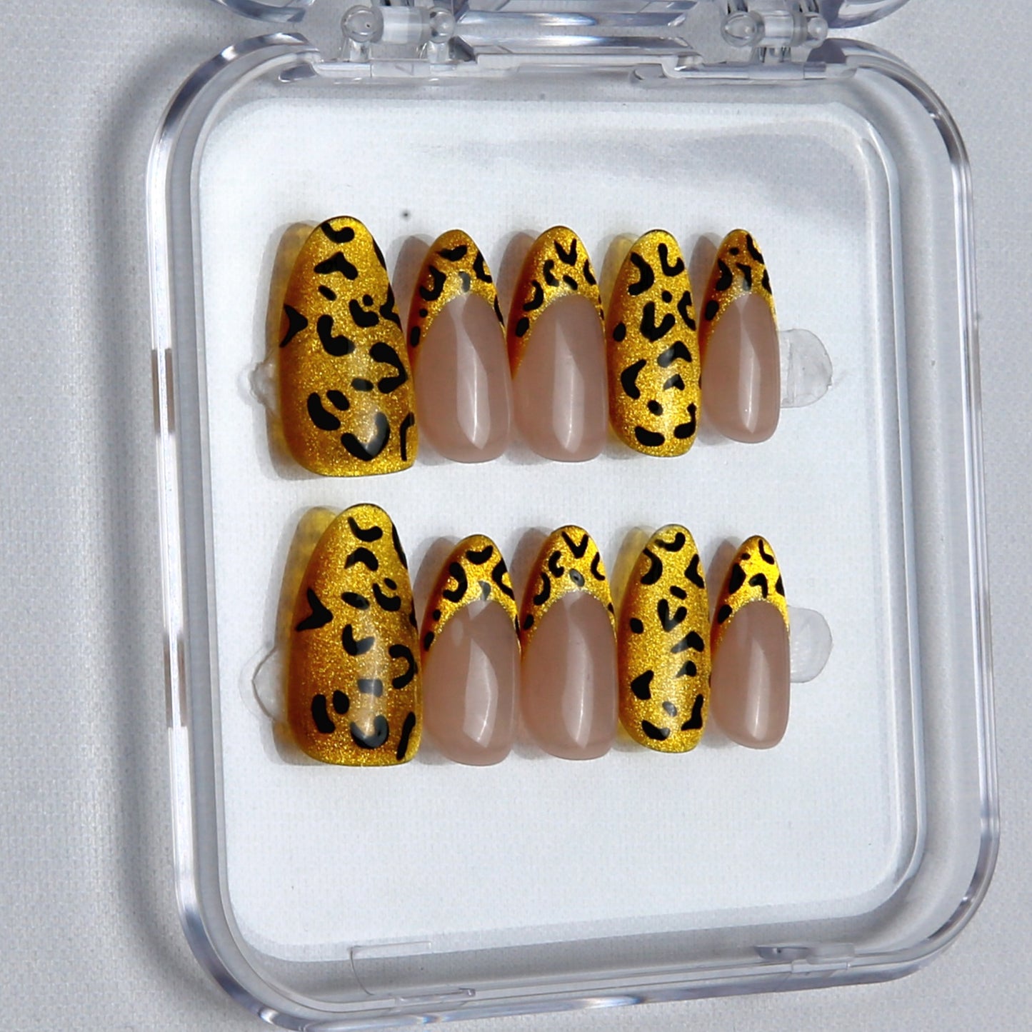 Nude & Golden Cheetah， Hand - made  Press on Nails