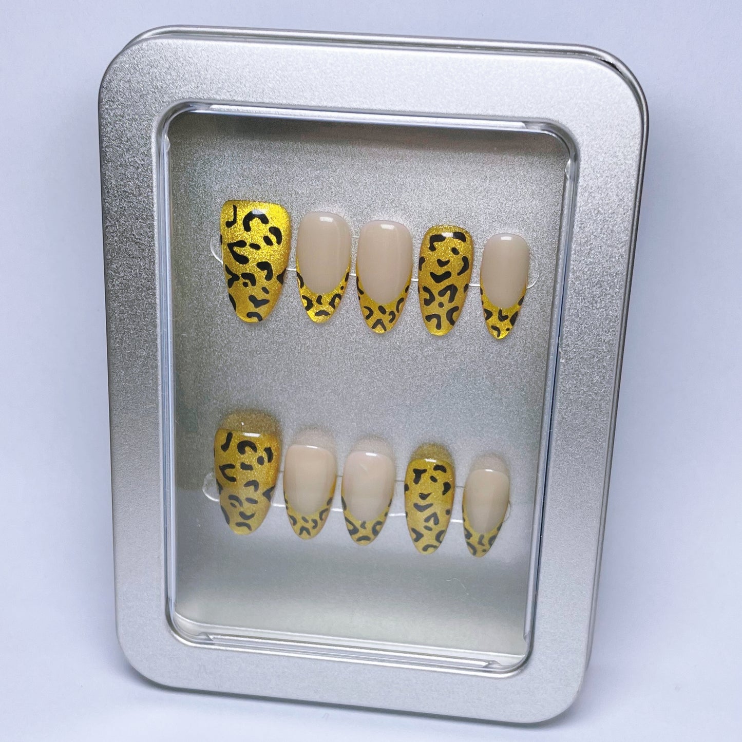 (M) Nude & Golden Cheetah， Hand - made  Press on Nails