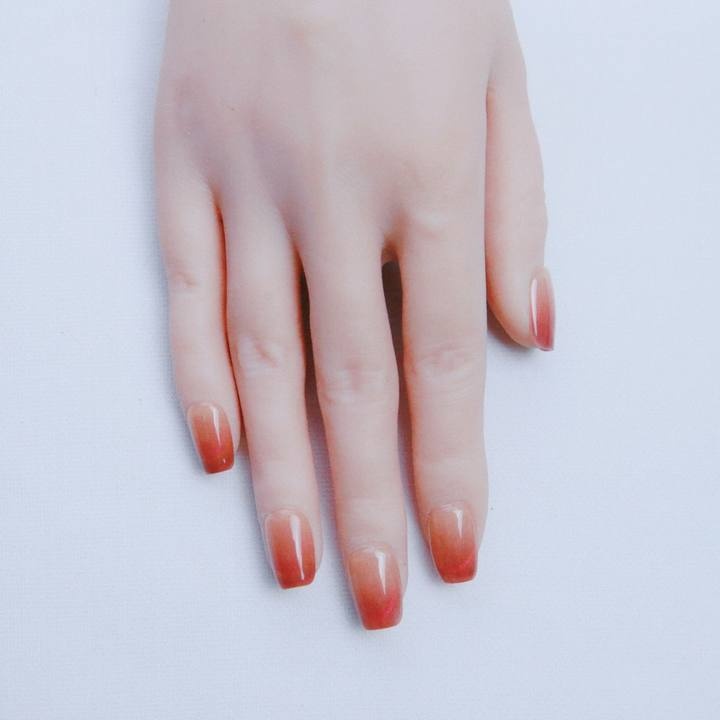 Ombre Soft - pink Hand - crafted Press on Nails